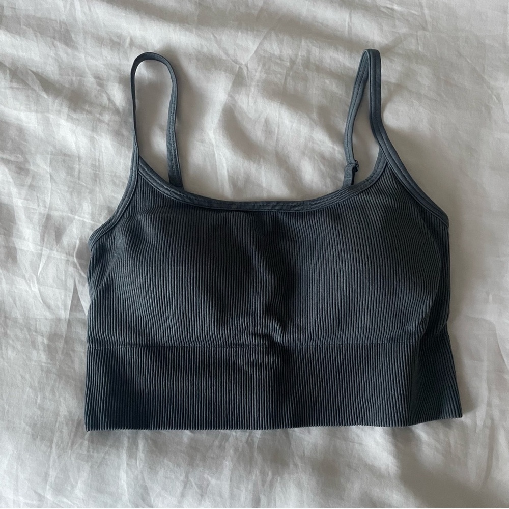 Uniqlo - Seamless Half Bra Camisole Small